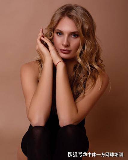 均数据接近 均数据接近