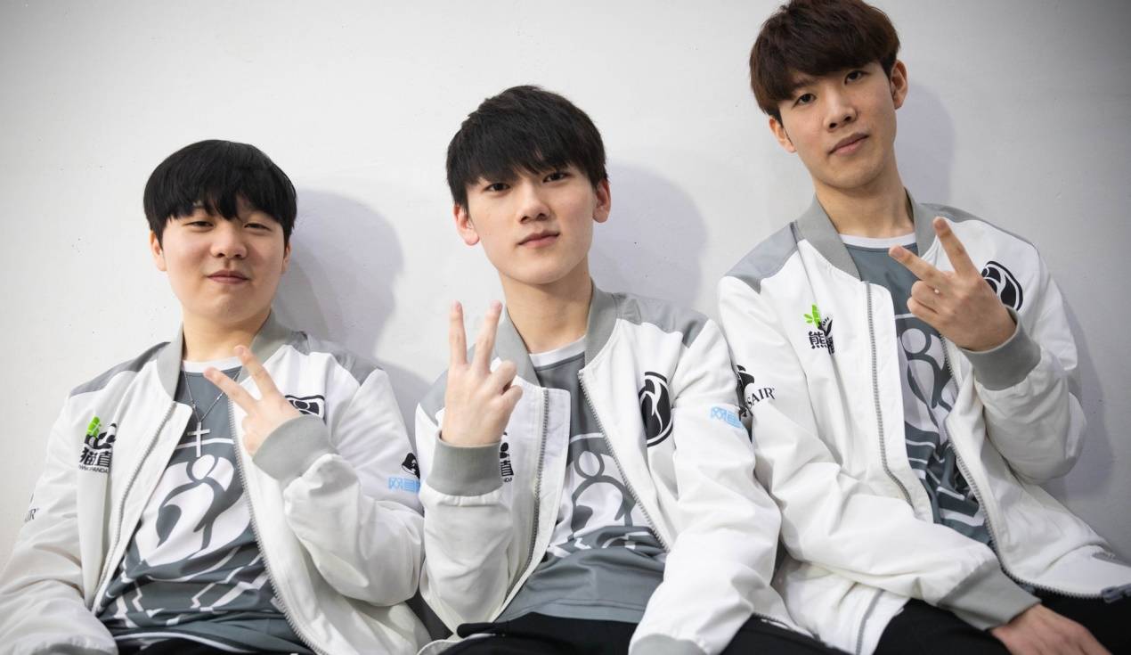 见球鞋摩擦 见球鞋摩擦