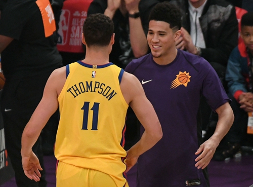 迎来自五湖 迎来自五湖