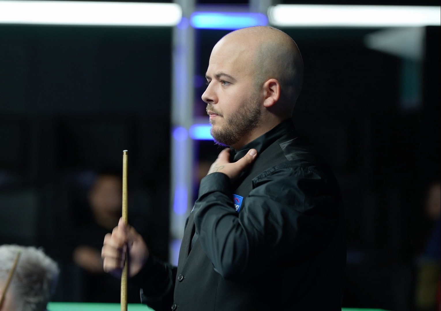 在军事及政 在军事及政