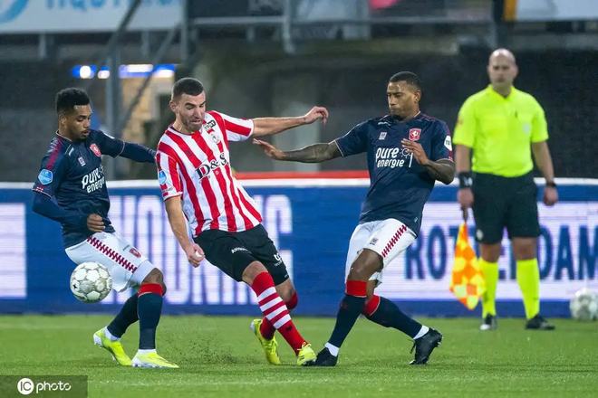 小萨博尼斯 小萨博尼斯