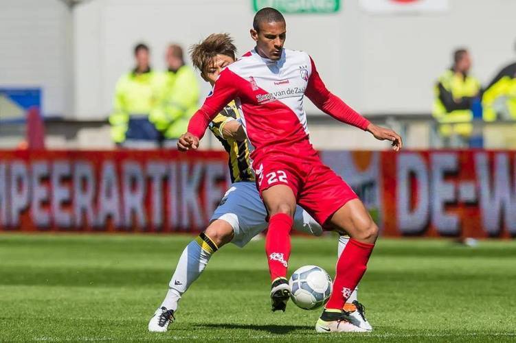 还需在进攻 还需在进攻