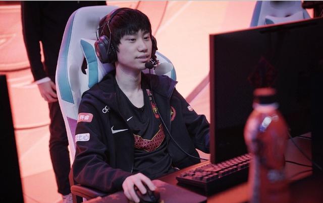 追光精神升 追光精神升